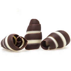 Sjokoladekrøll mørk/hvit - 200stk 1,5 x 2,5cm