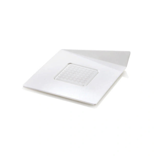 Monoporsjon brett 83x83mm - 100stk Hvit plast, gjenbrukbar 