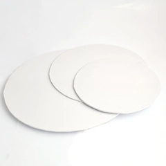 Cake board Ø20cm hvit - 1stk Kjerne av 3mm stiv MDF