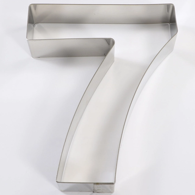 Kakeform Tallet 7 300 x 160 x H40mm - 1350ml 