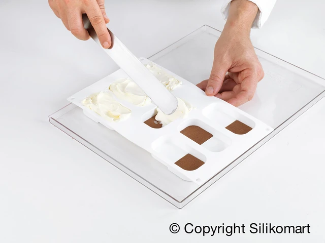 BISC05 Mini Crock 90 x 45 x H20mm - 67ml x 14 