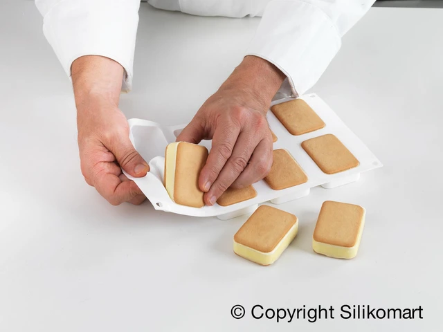 BISC04 Mini Double 71 x 49 x H21mm - 69ml x 16 