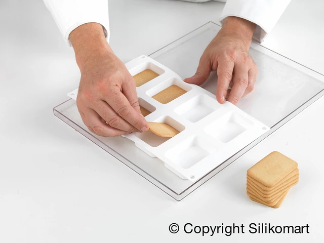 BISC04 Mini Double 71 x 49 x H21mm - 69ml x 16 